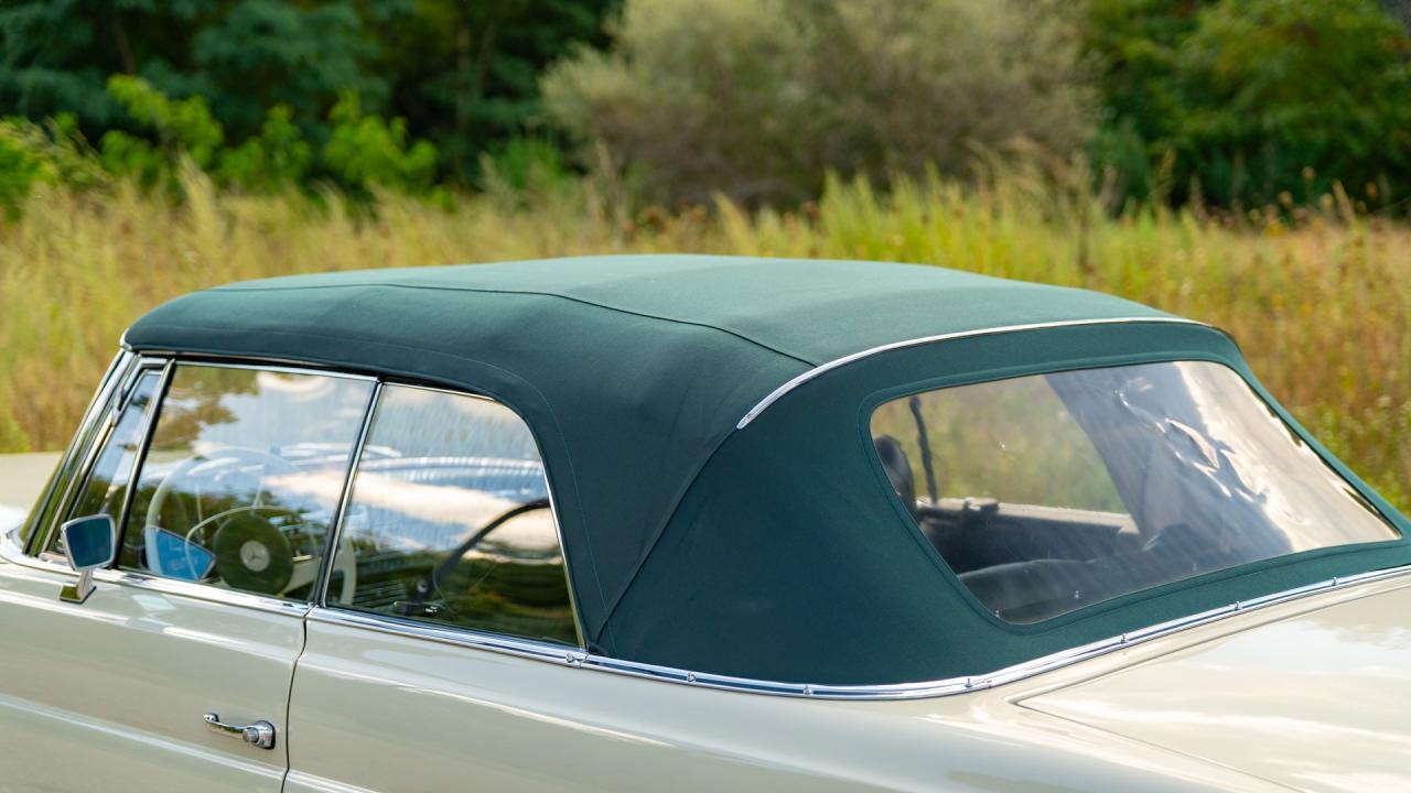 1969 Mercedes - Benz 280 SE Cabriolet