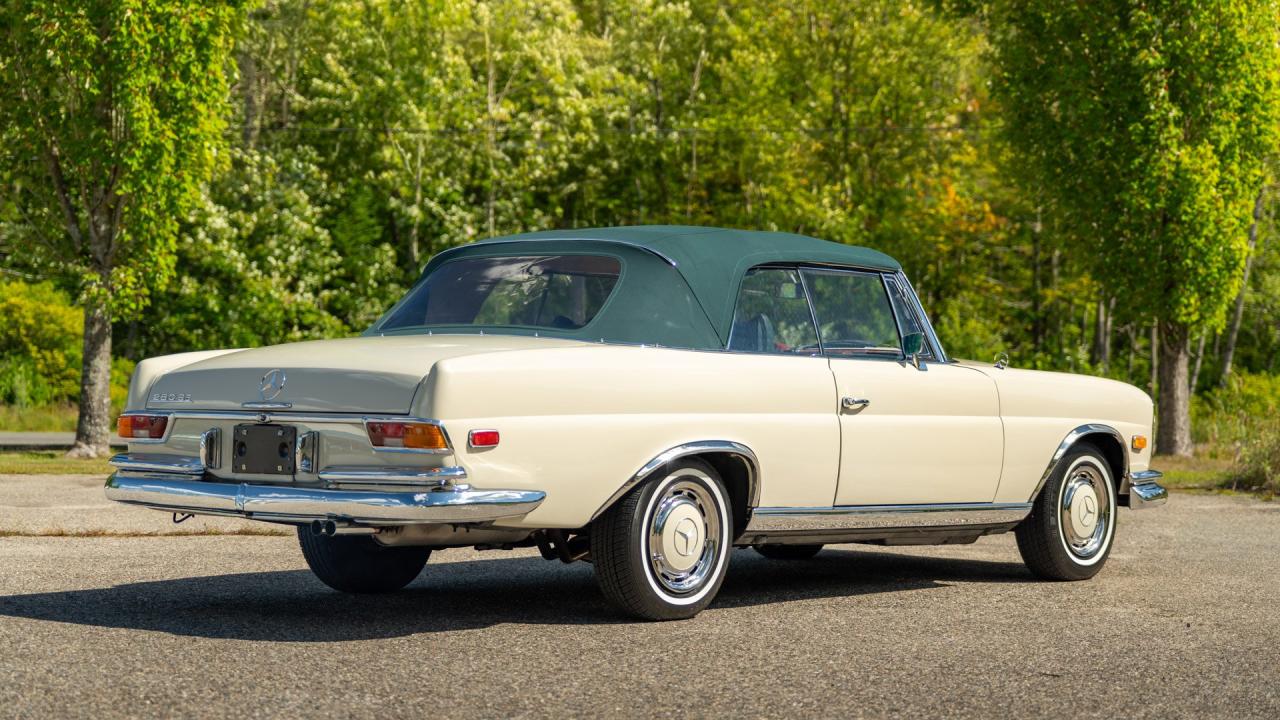1969 Mercedes - Benz 280 SE Cabriolet