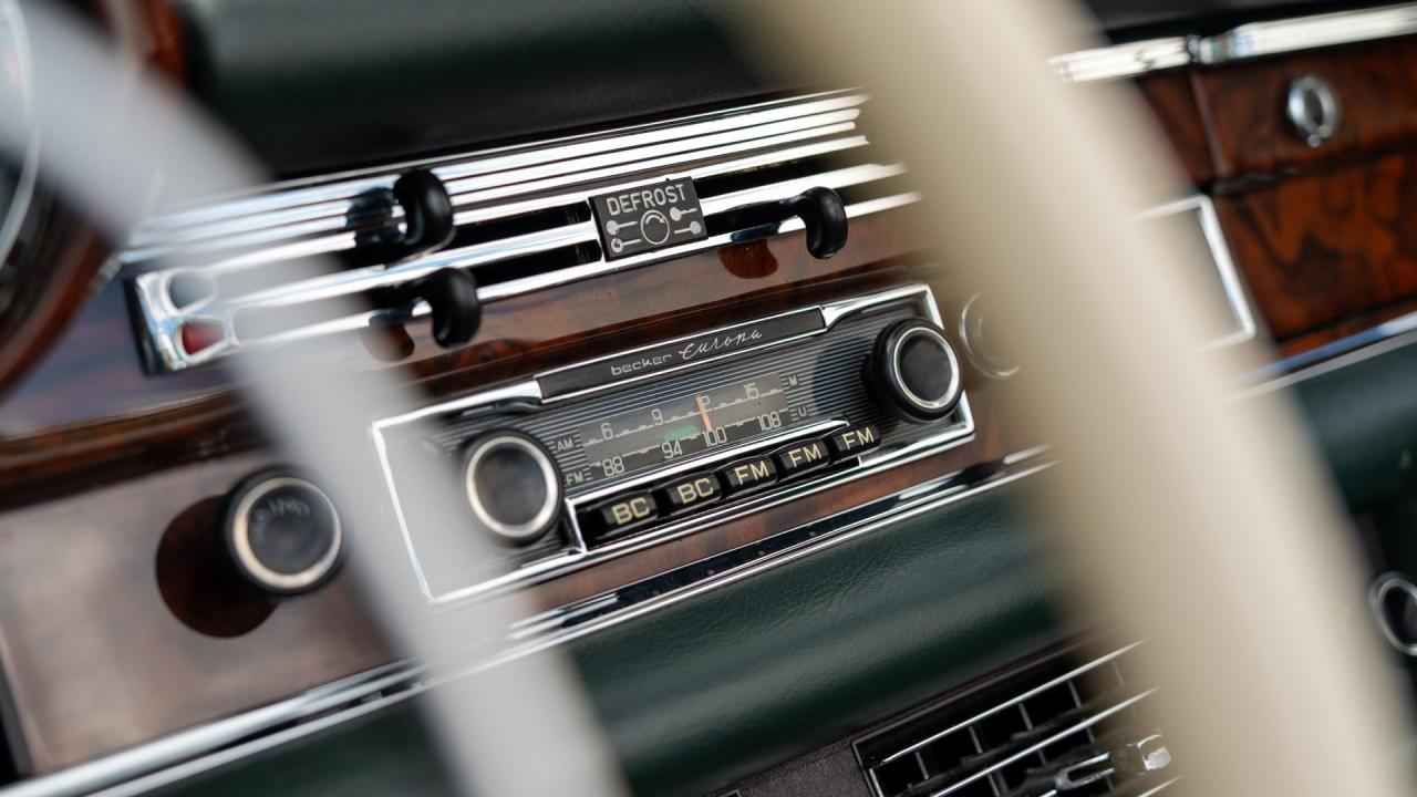 1969 Mercedes - Benz 280 SE Cabriolet