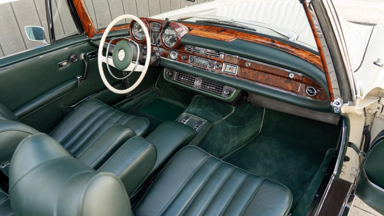 1969 Mercedes - Benz 280 SE Cabriolet
