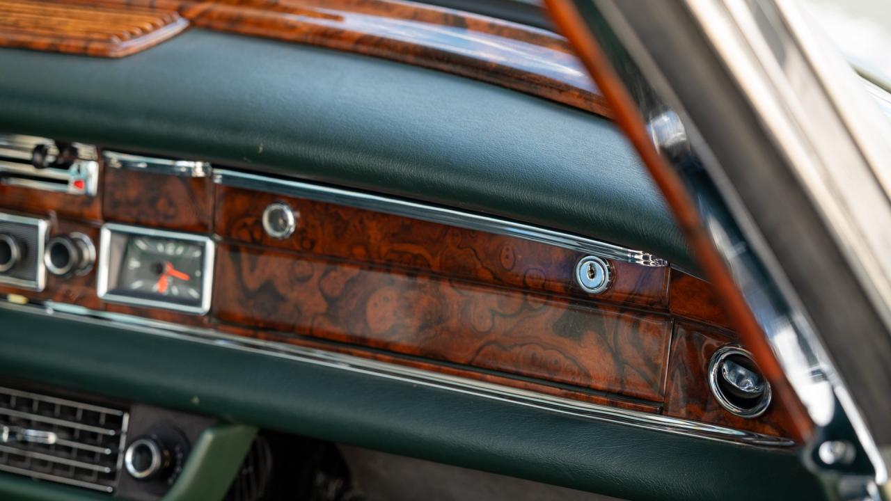 1969 Mercedes - Benz 280 SE Cabriolet