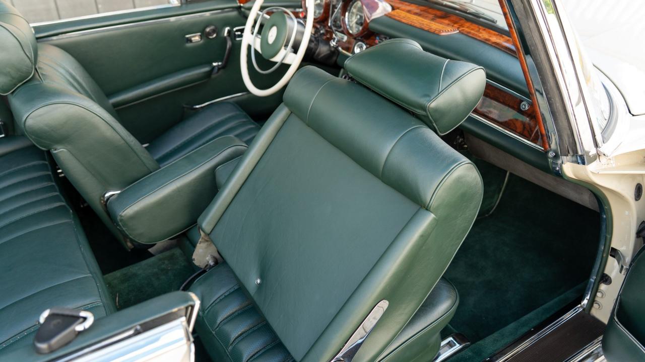 1969 Mercedes - Benz 280 SE Cabriolet