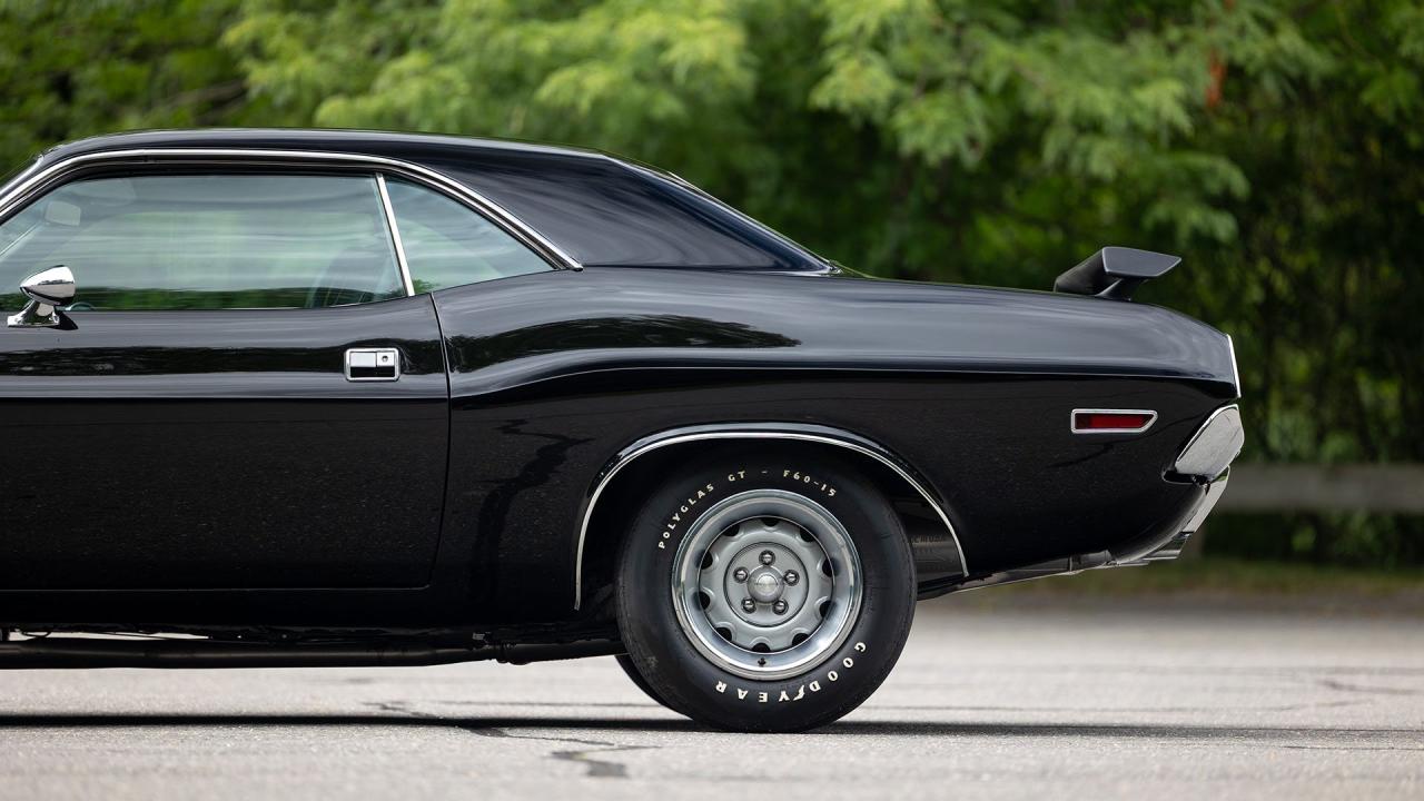 1970 Dodge Challenger R/T Hardtop 426 Hemi