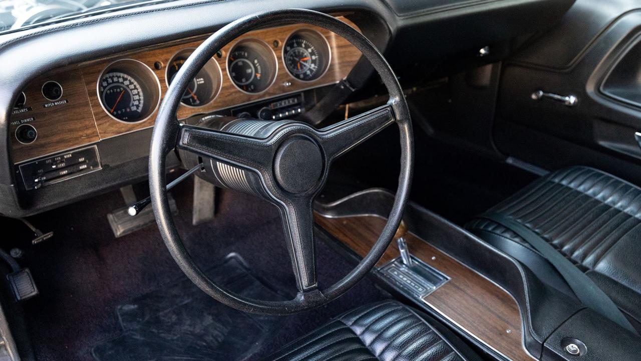 1970 Dodge Challenger R/T Hardtop 426 Hemi