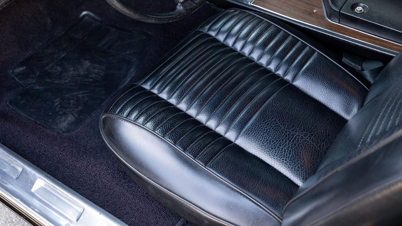 1970 Dodge Challenger R/T Hardtop 426 Hemi
