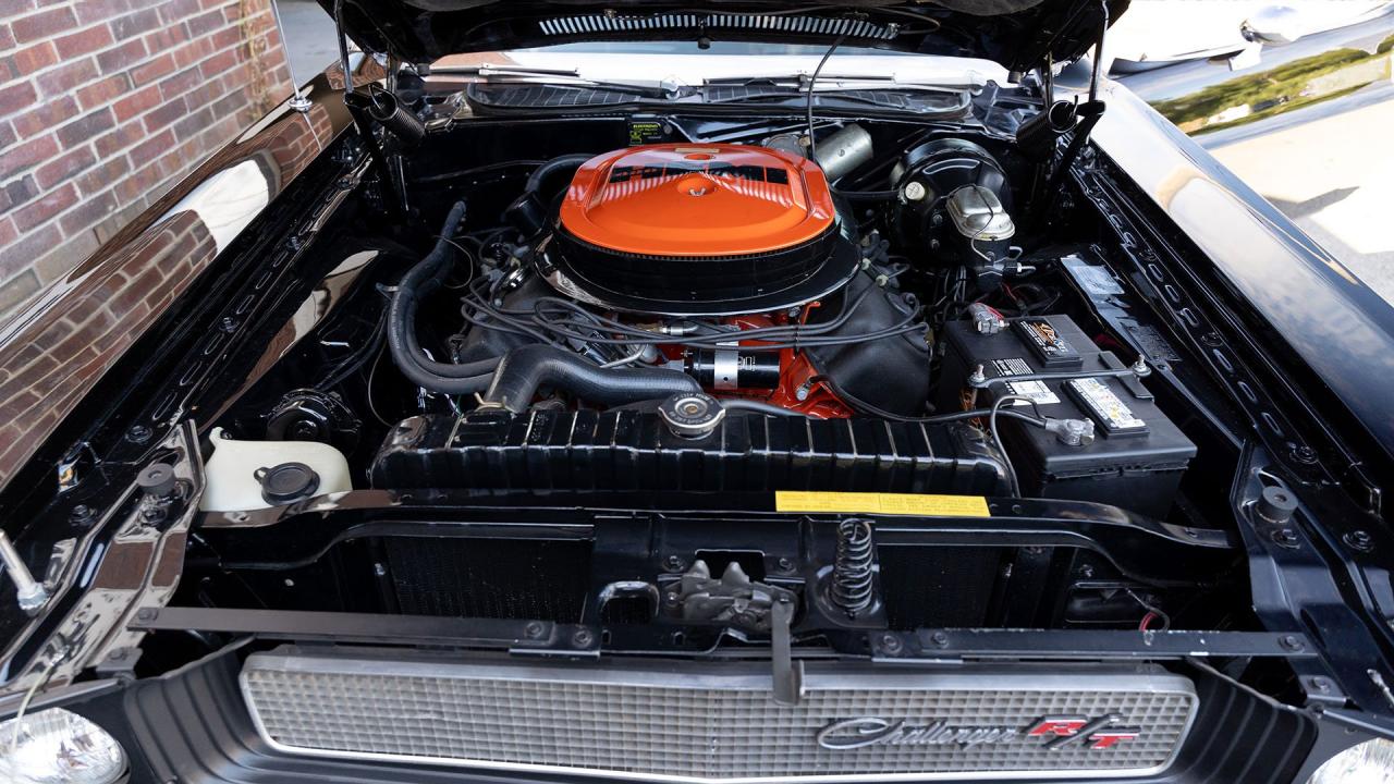 1970 Dodge Challenger R/T Hardtop 426 Hemi