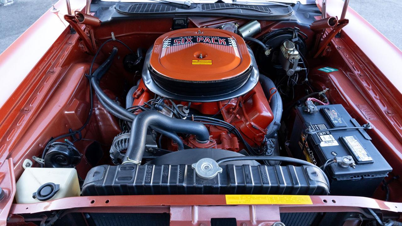 1970 Dodge Challenger R/T SE Hardtop 440 Six Pack