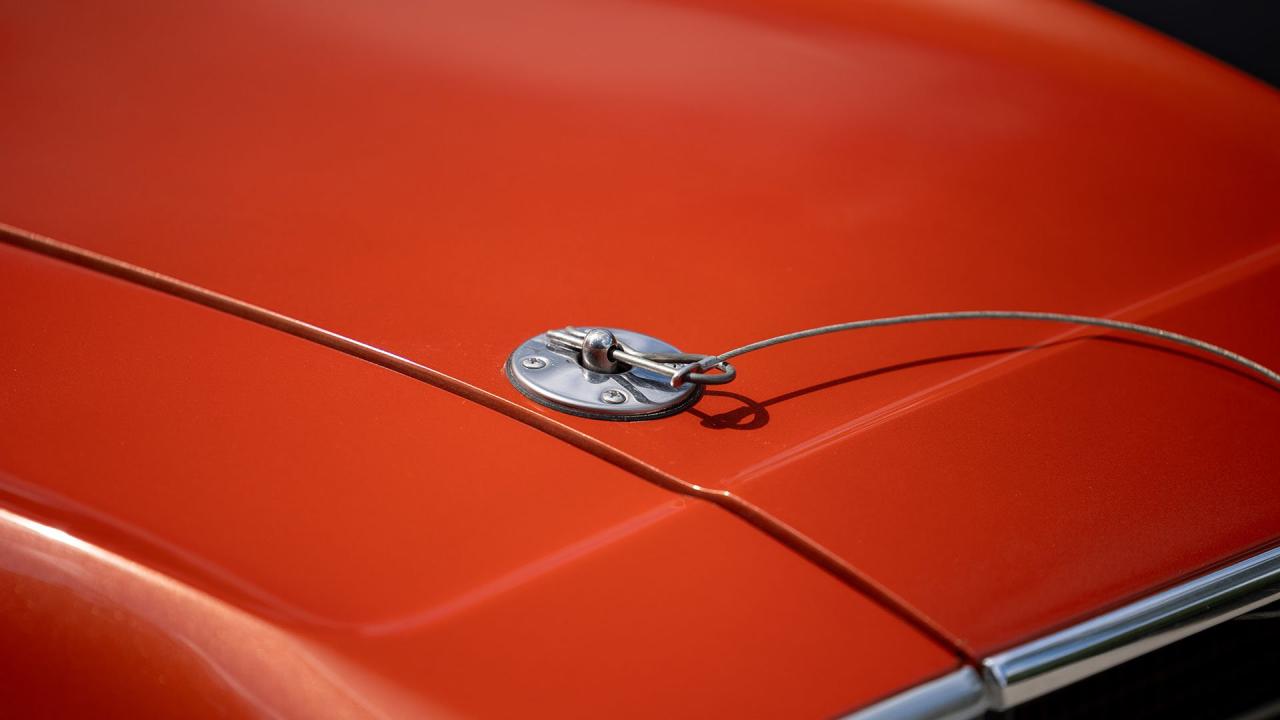 1970 Dodge Challenger R/T SE Hardtop 440 Six Pack
