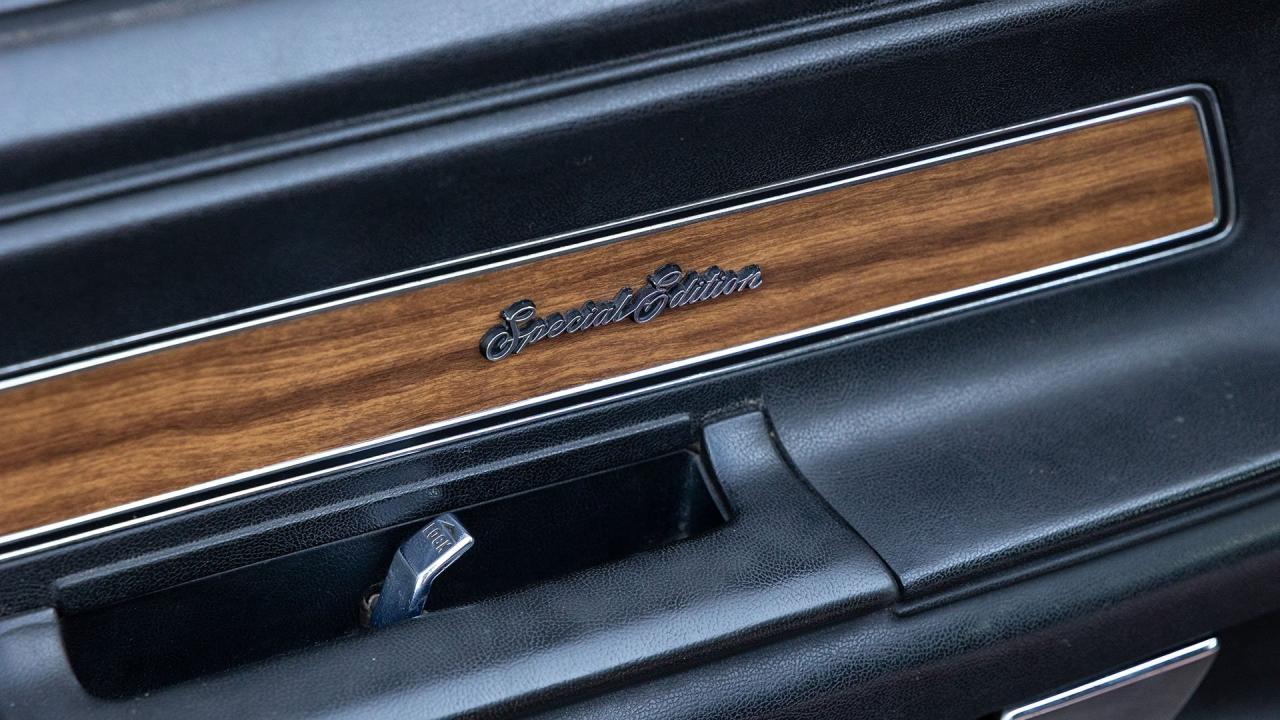 1970 Dodge Challenger R/T SE Hardtop 440 Six Pack