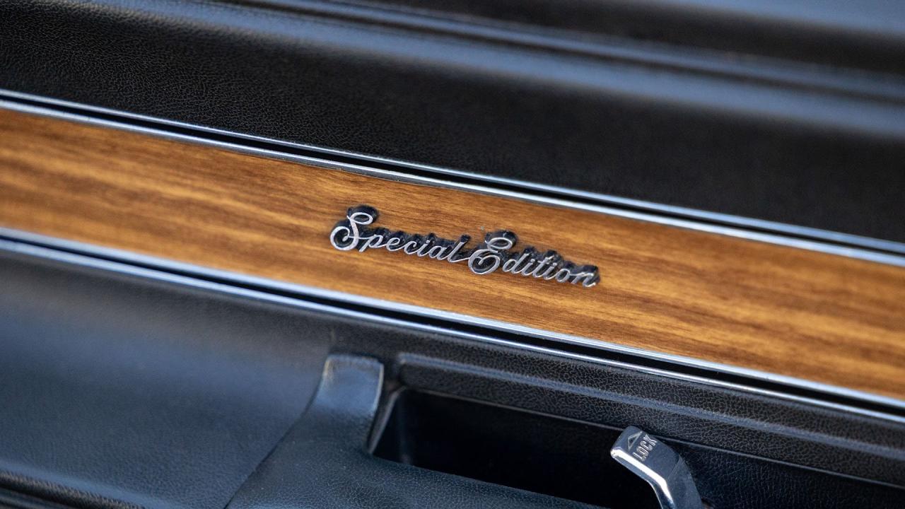 1970 Dodge Challenger R/T SE Hardtop 440 Six Pack