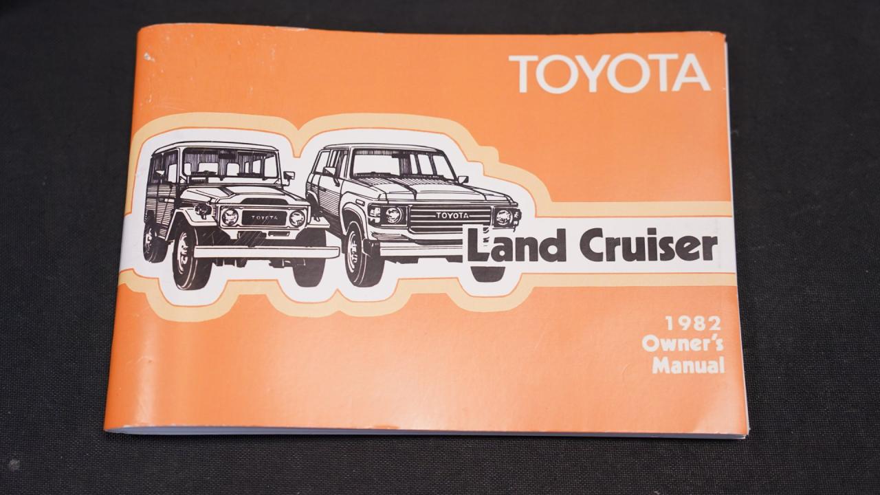 1982 Toyota Land Cruiser FJ40 with Trailer