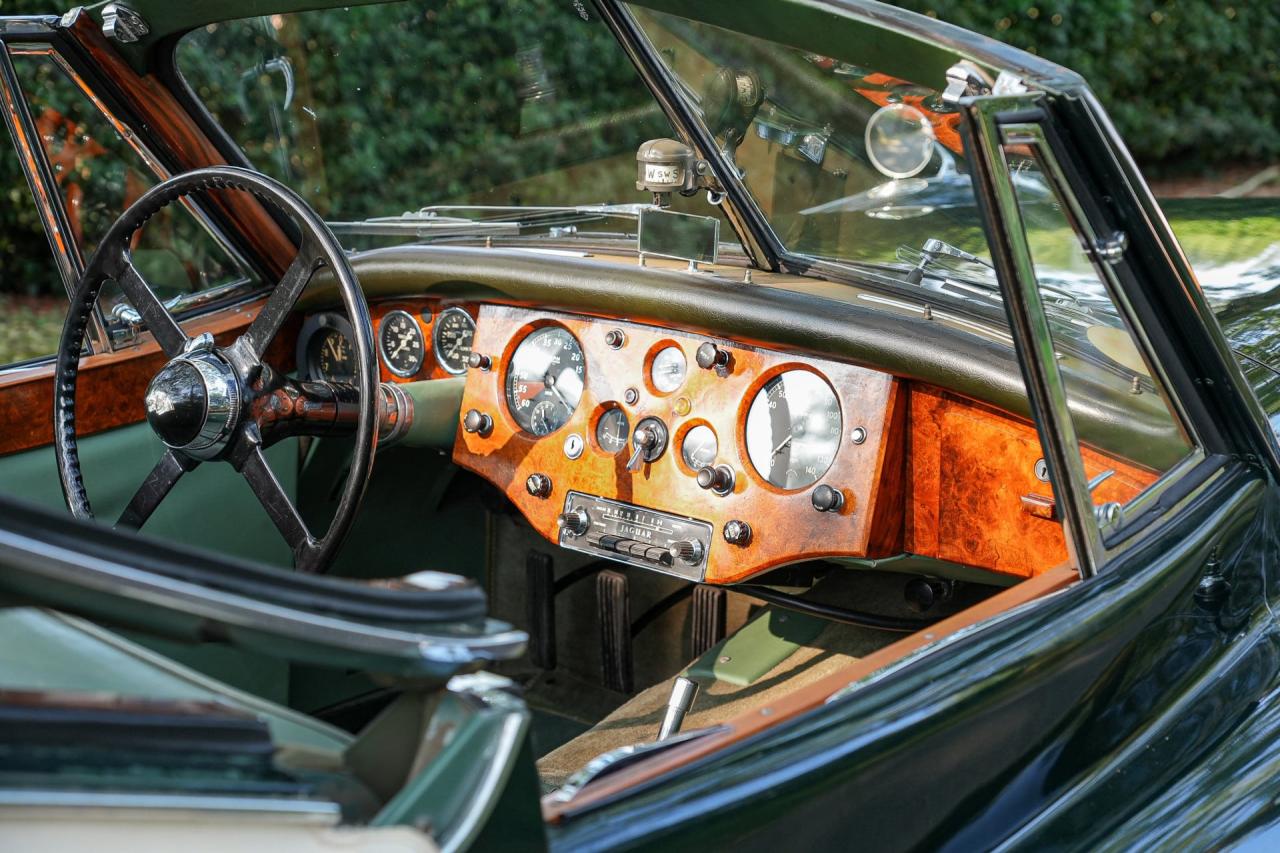 1953 Jaguar XK 120