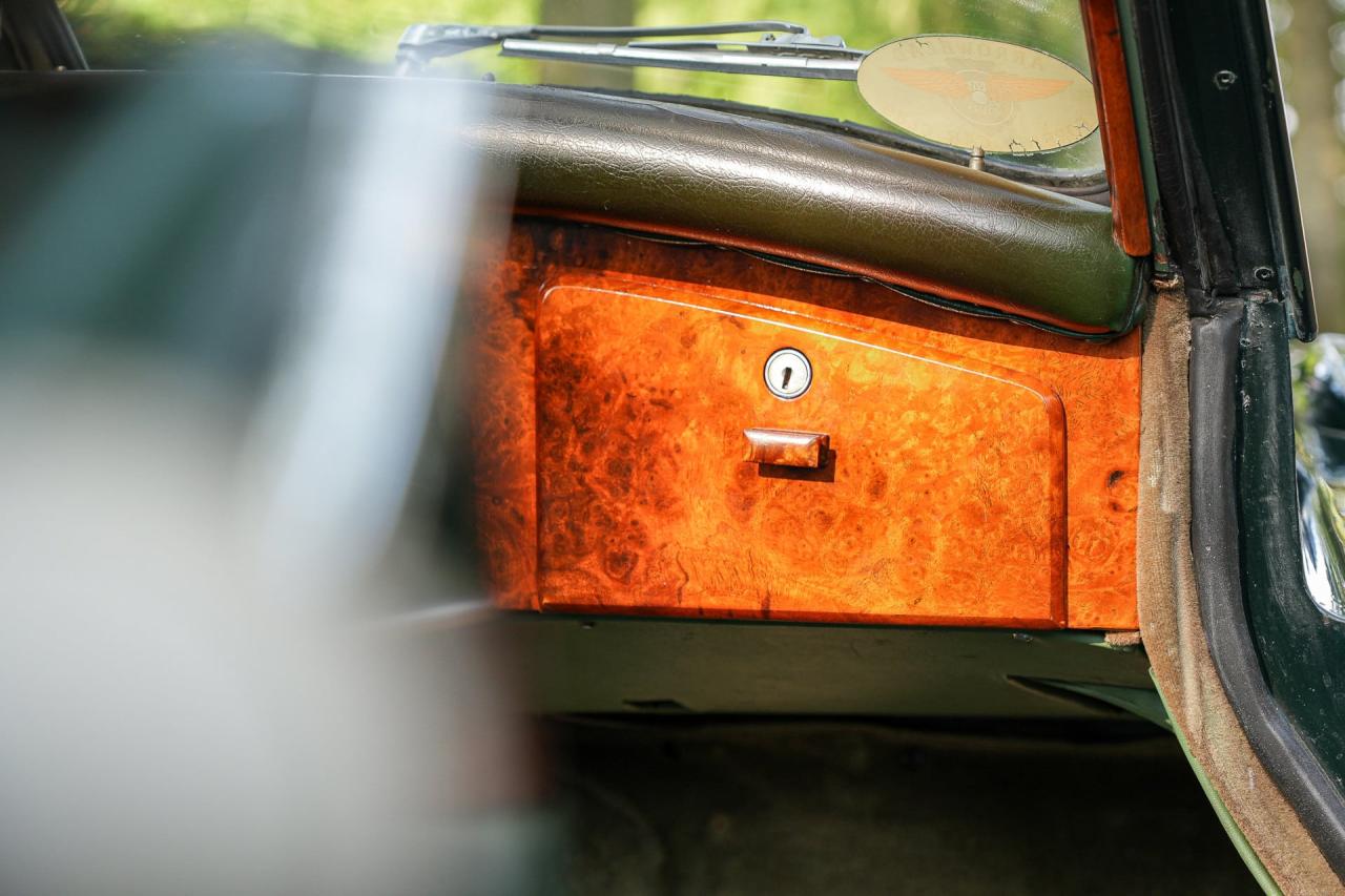 1953 Jaguar XK 120