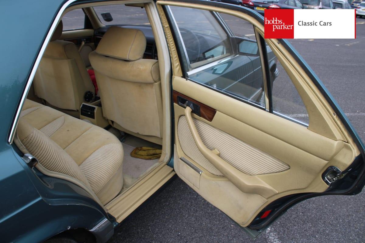 1981 Mercedes - Benz 380 SE Auto W126
