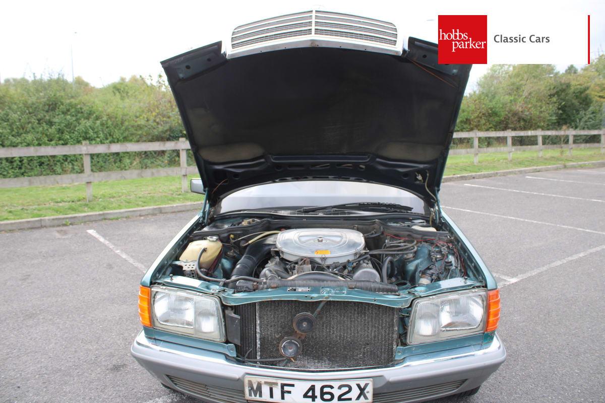 1981 Mercedes - Benz 380 SE Auto W126