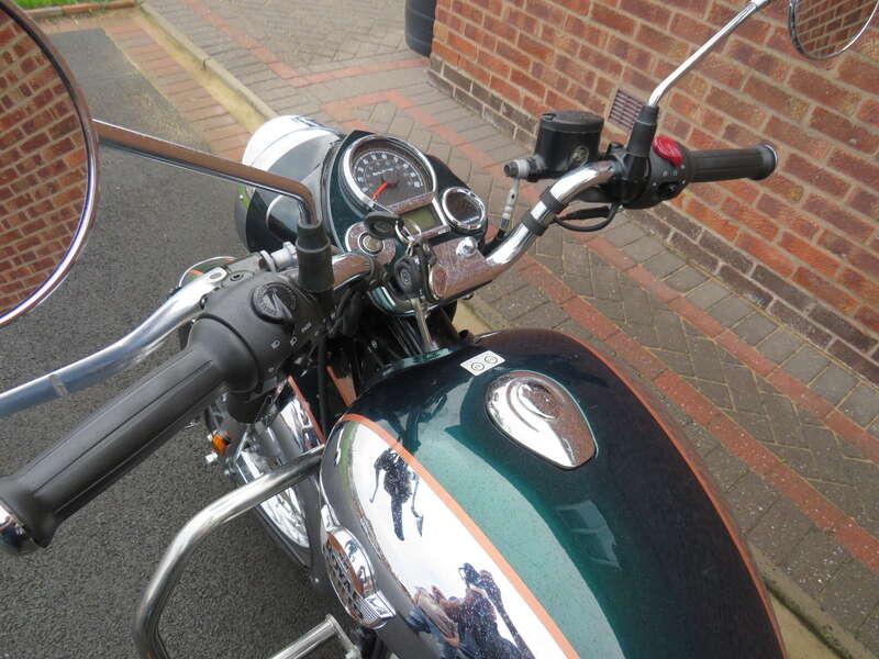 2025 ROYAL ENFIELD CLASSIC 350