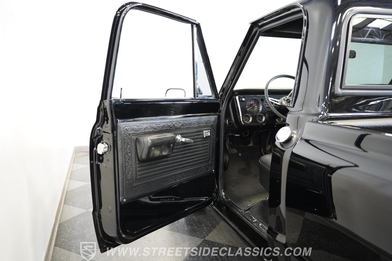 1969 Chevrolet C10 LS Restomod