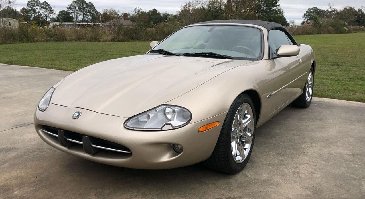 2000 Jaguar XK8