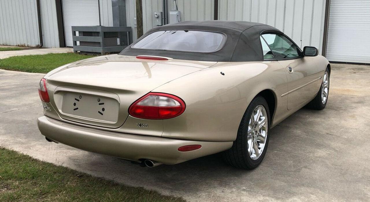2000 Jaguar XK8