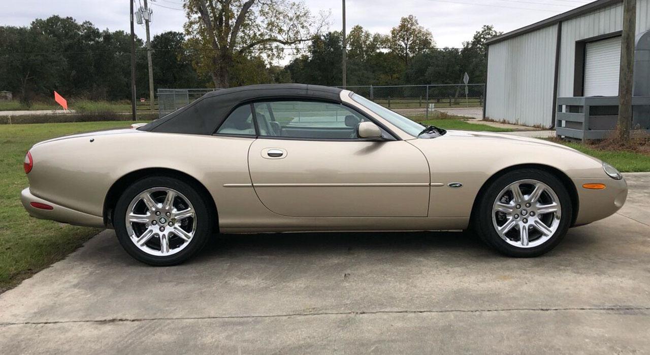 2000 Jaguar XK8