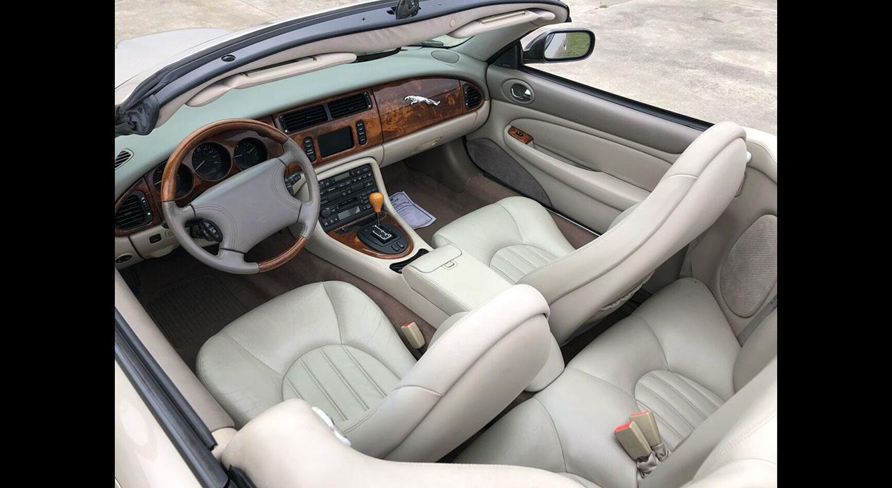 2000 Jaguar XK8