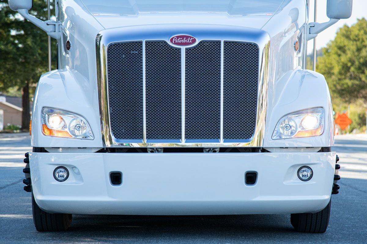 2012 Peterbilt 587 Unknown