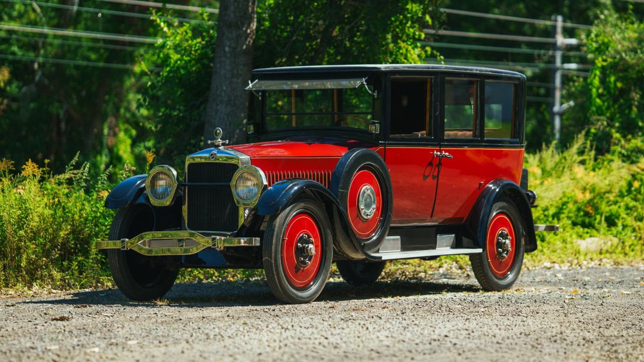 1924 Studebaker Big-Six Sedan
