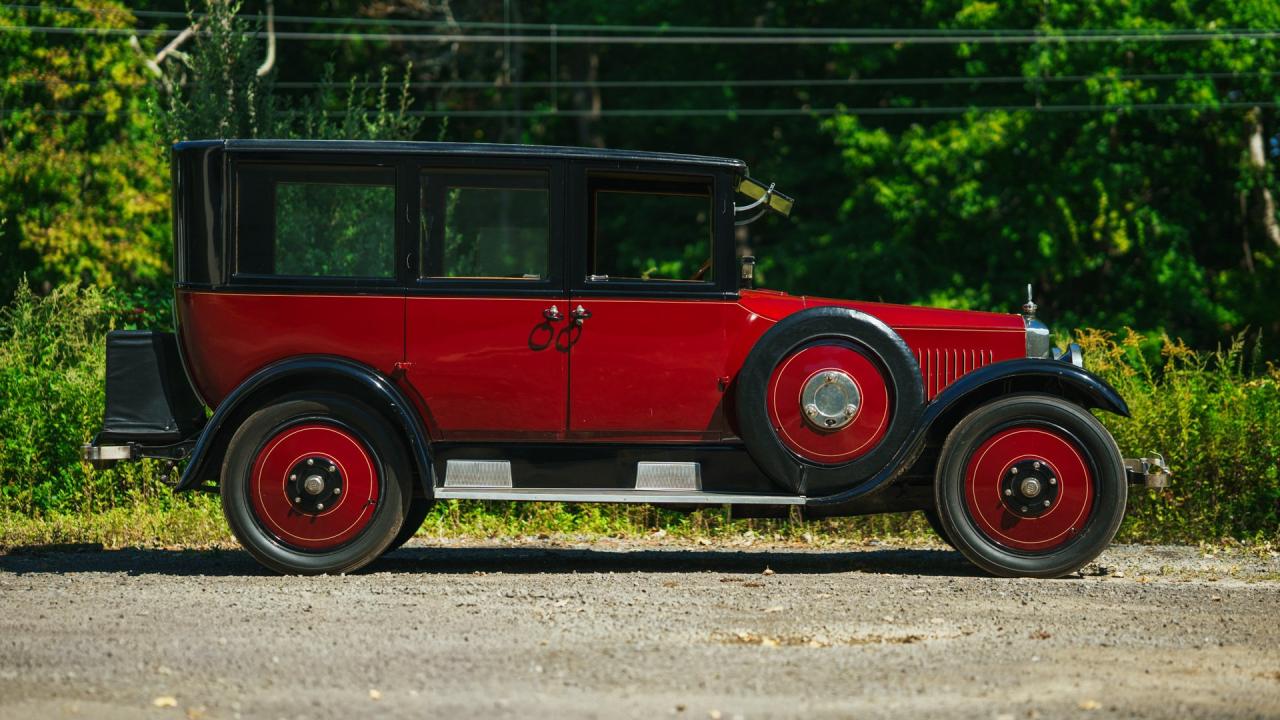 1924 Studebaker Big-Six Sedan
