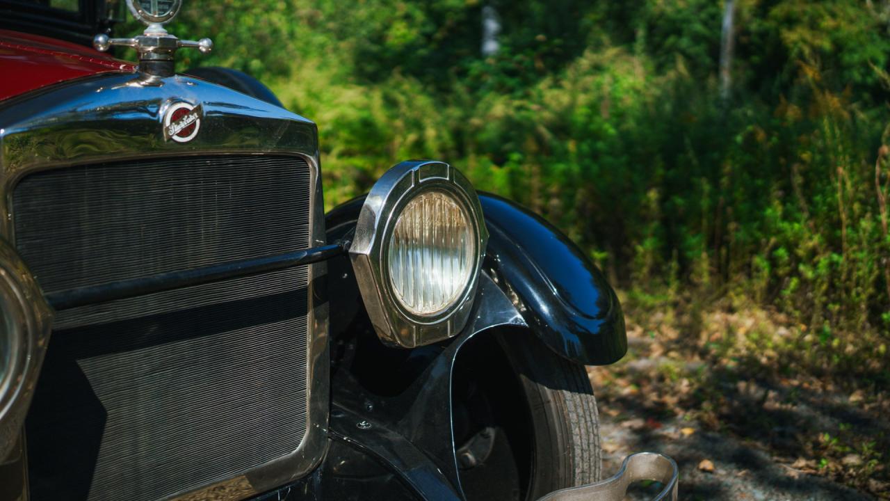 1924 Studebaker Big-Six Sedan