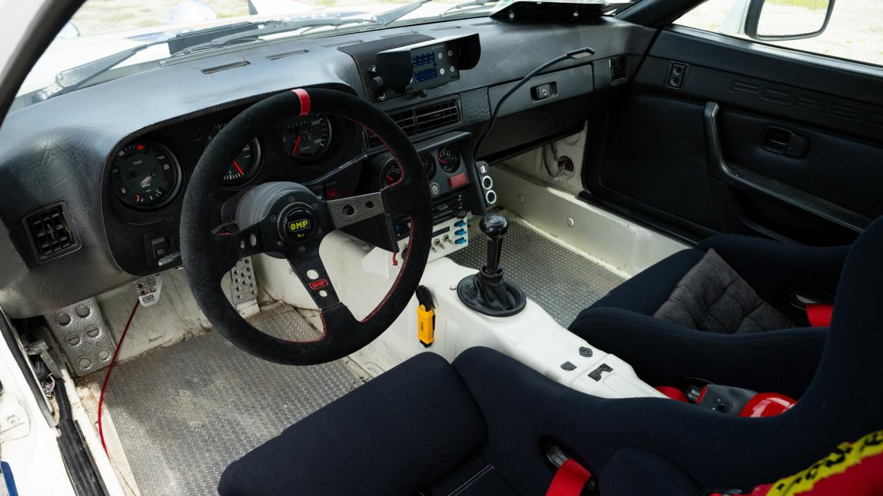 1978 Porsche 924 Rothmans Safari Tribute