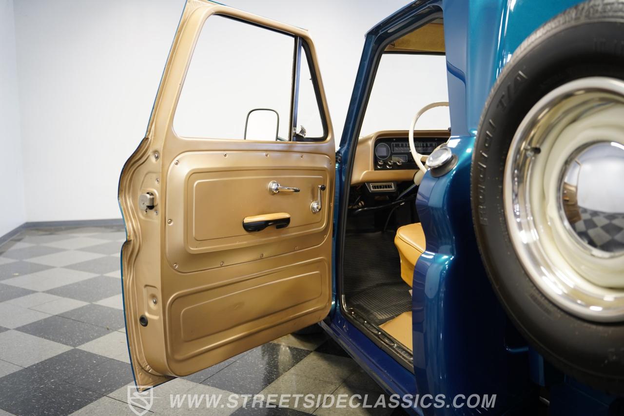 1964 Chevrolet C10 Stepside Restomod