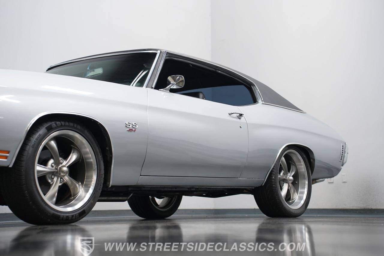 1972 Chevrolet Chevelle SS 454 Tribute