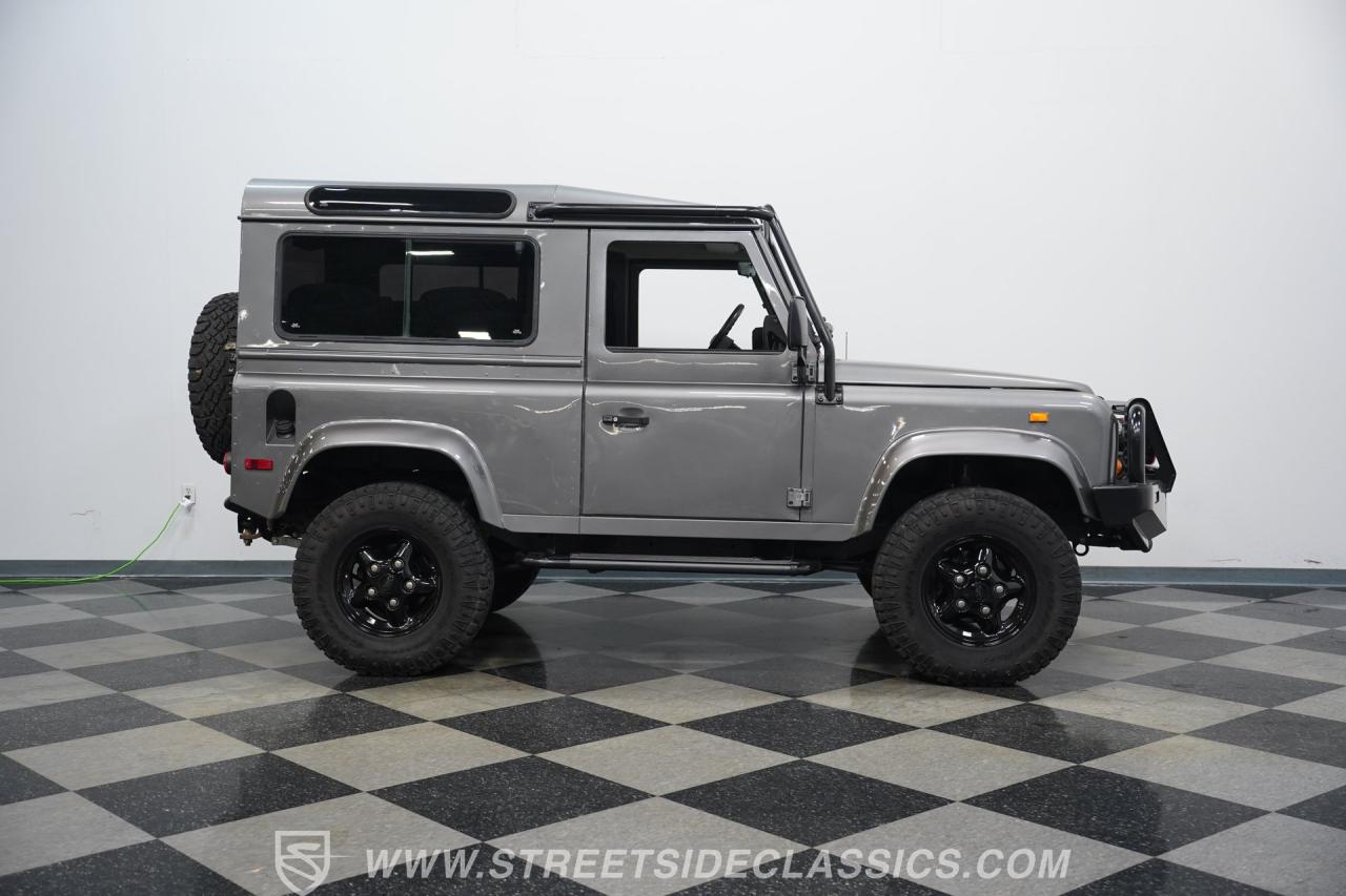 1997 Land Rover Defender 90 NAS