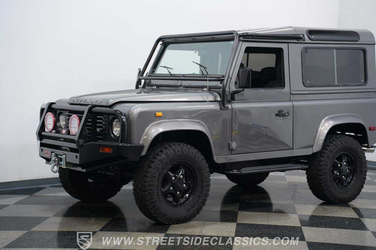 1997 Land Rover Defender 90 NAS