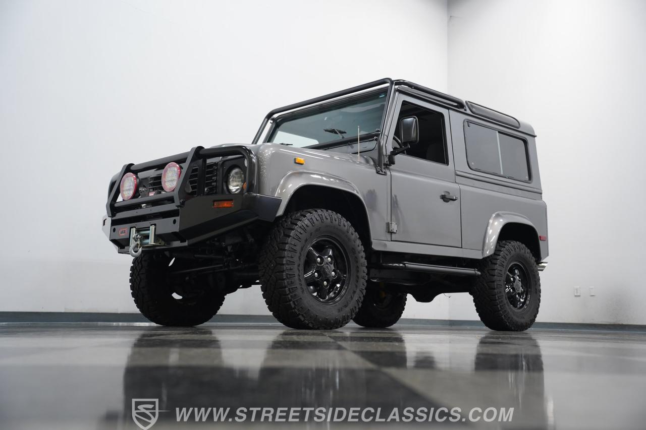 1997 Land Rover Defender 90 NAS