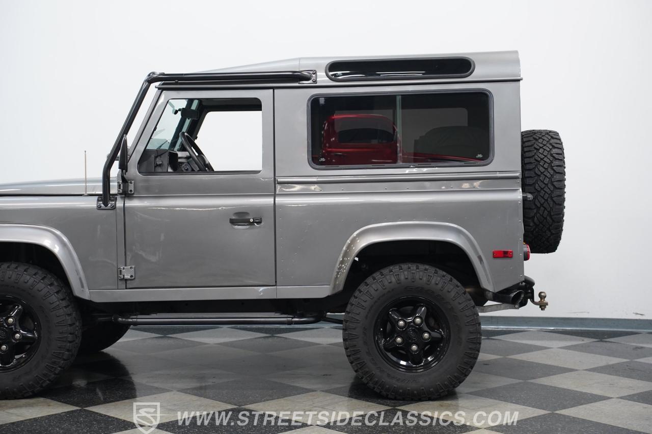 1997 Land Rover Defender 90 NAS