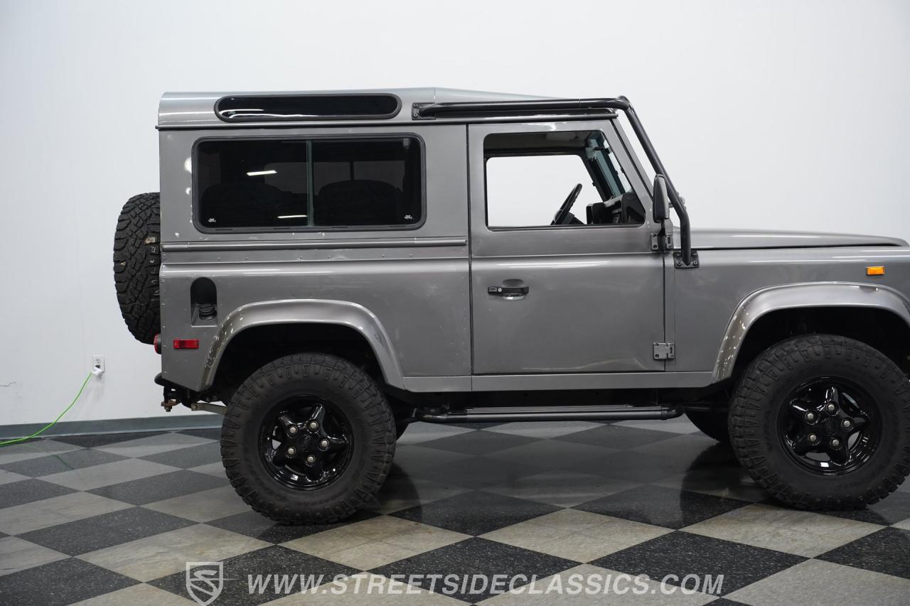 1997 Land Rover Defender 90 NAS