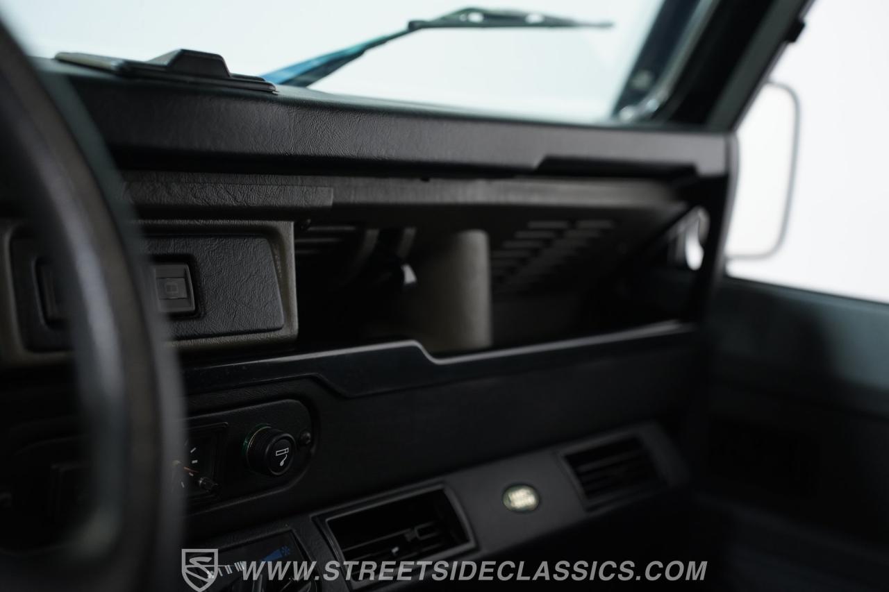 1997 Land Rover Defender 90 NAS