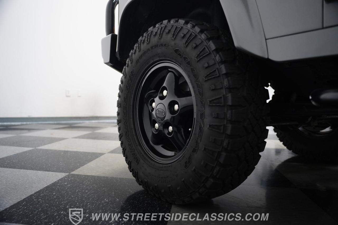 1997 Land Rover Defender 90 NAS