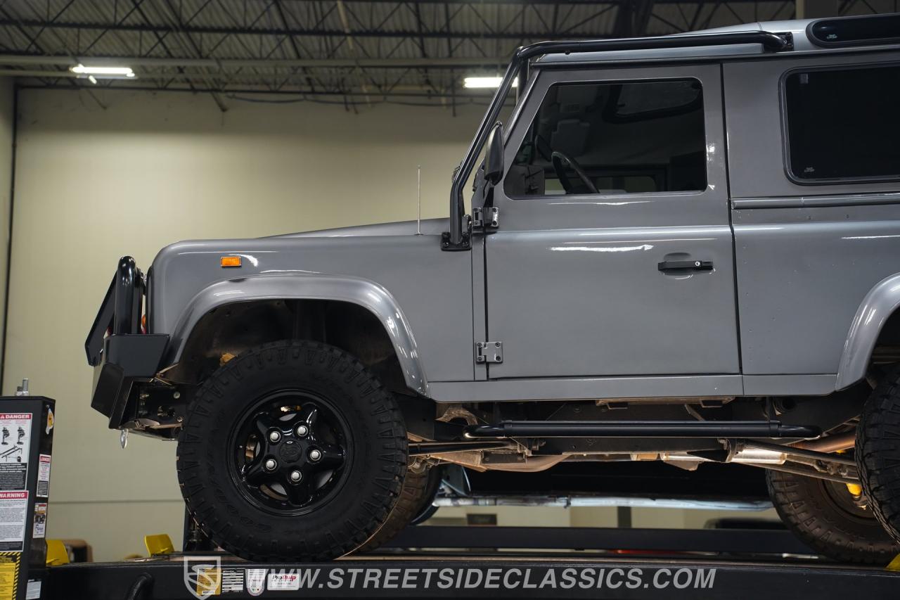 1997 Land Rover Defender 90 NAS