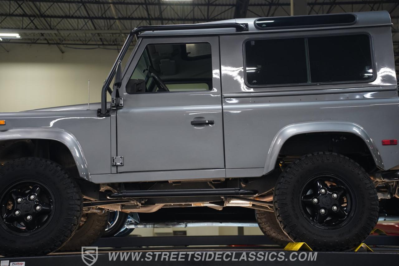 1997 Land Rover Defender 90 NAS