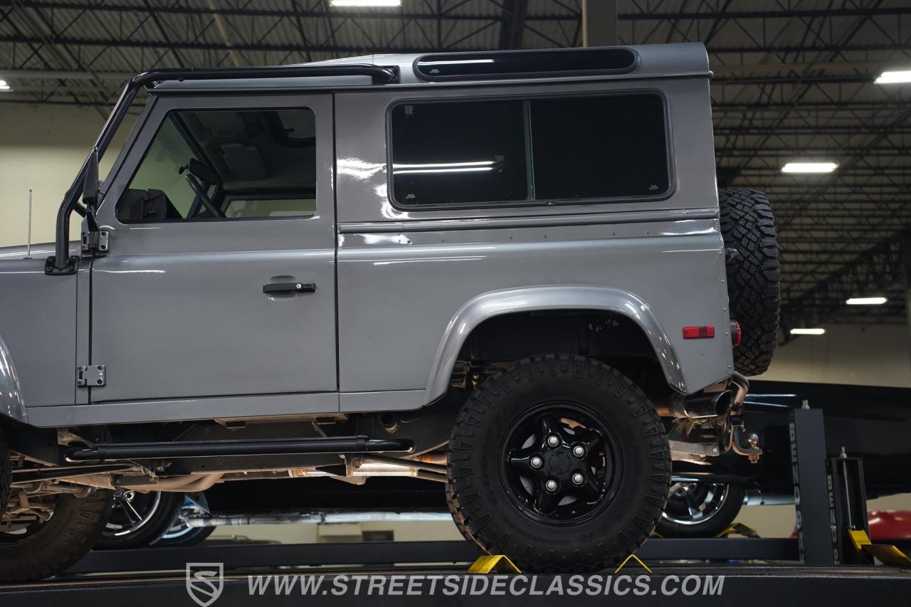 1997 Land Rover Defender 90 NAS