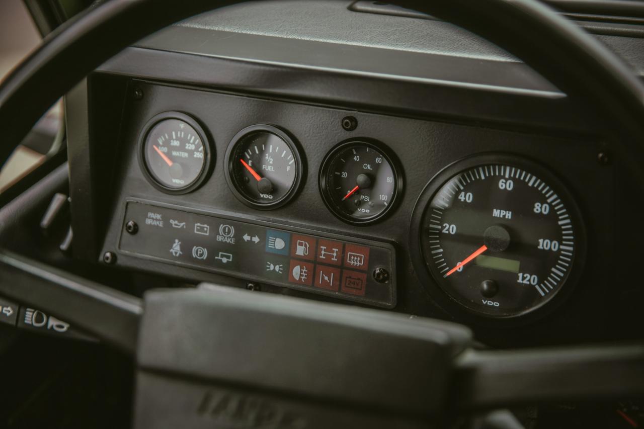 1986 Land Rover Defender 110