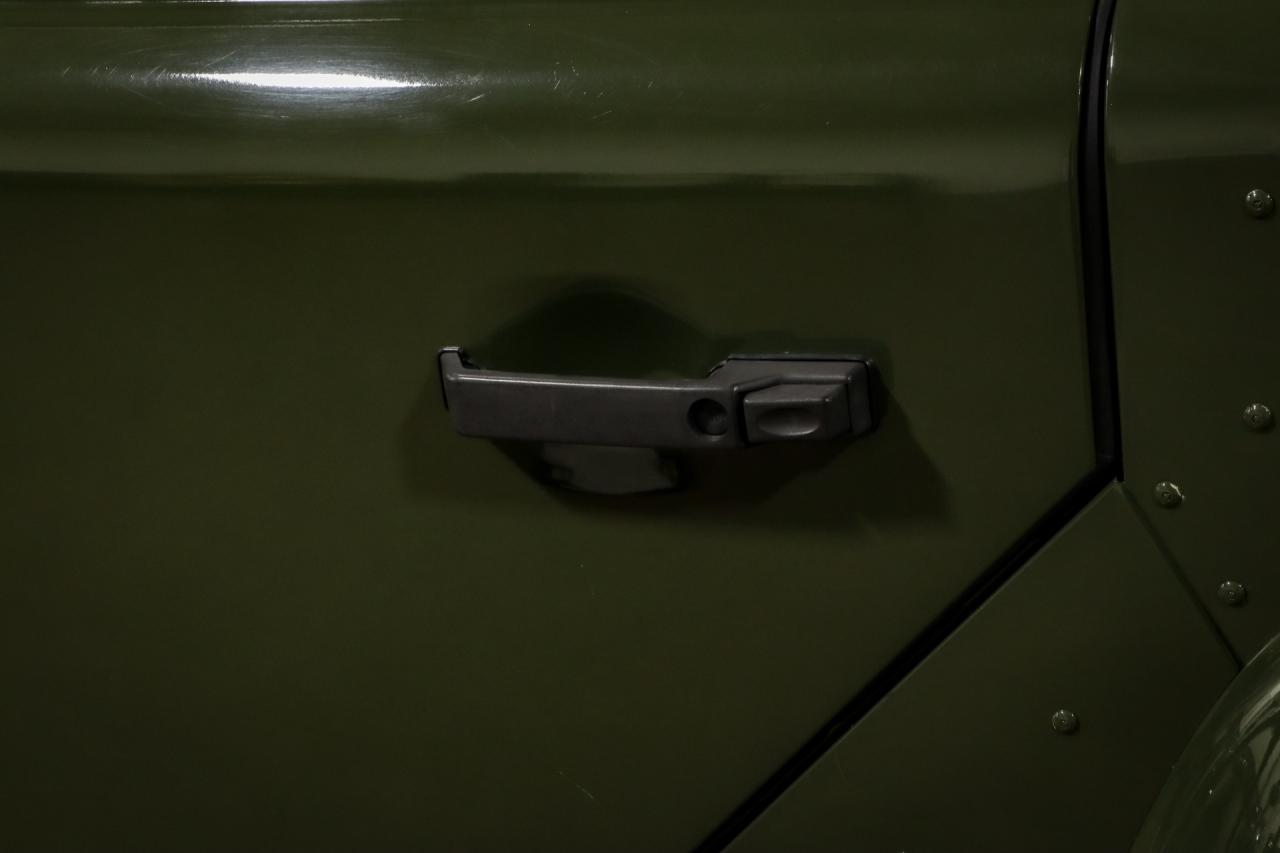 1986 Land Rover Defender 110