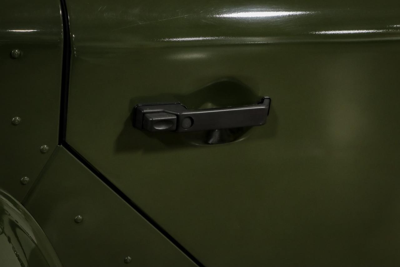 1986 Land Rover Defender 110