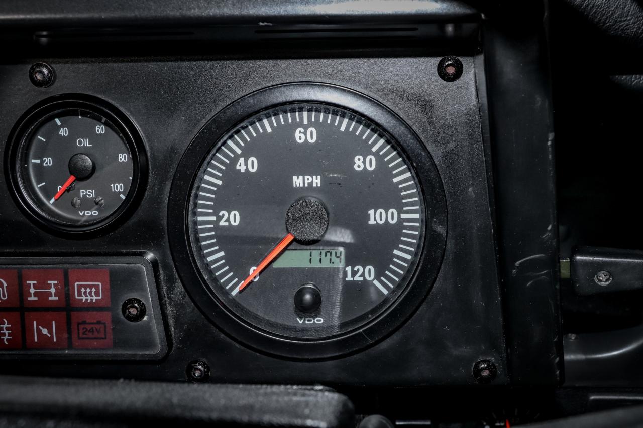 1986 Land Rover Defender 110