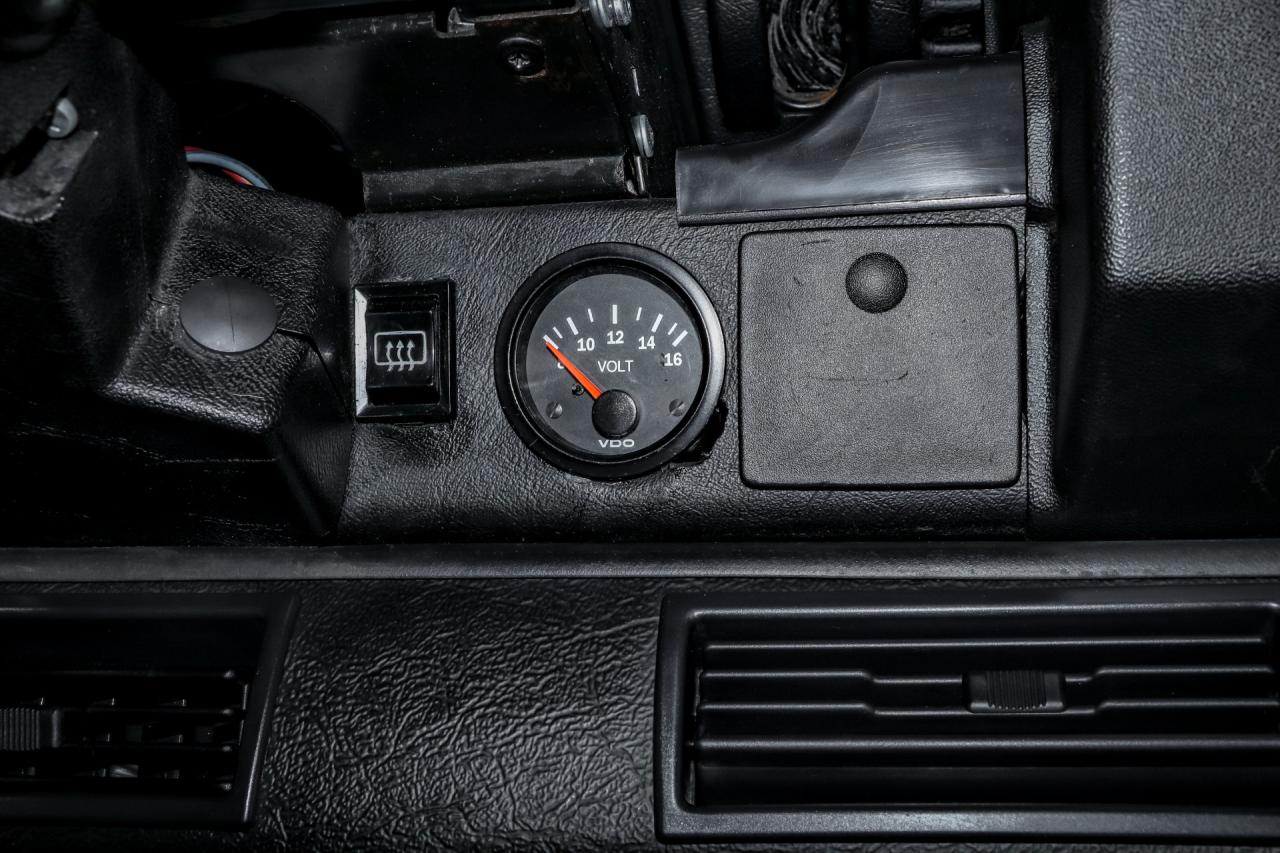 1986 Land Rover Defender 110
