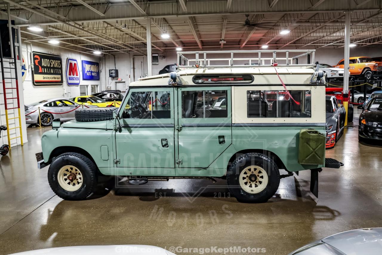 1965 Land Rover Series 2A