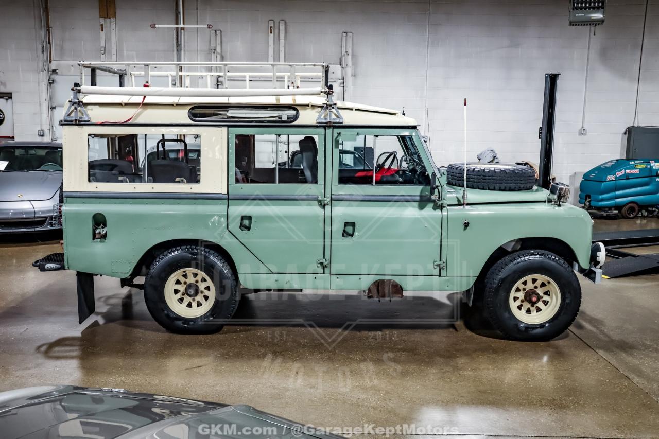 1965 Land Rover Series 2A