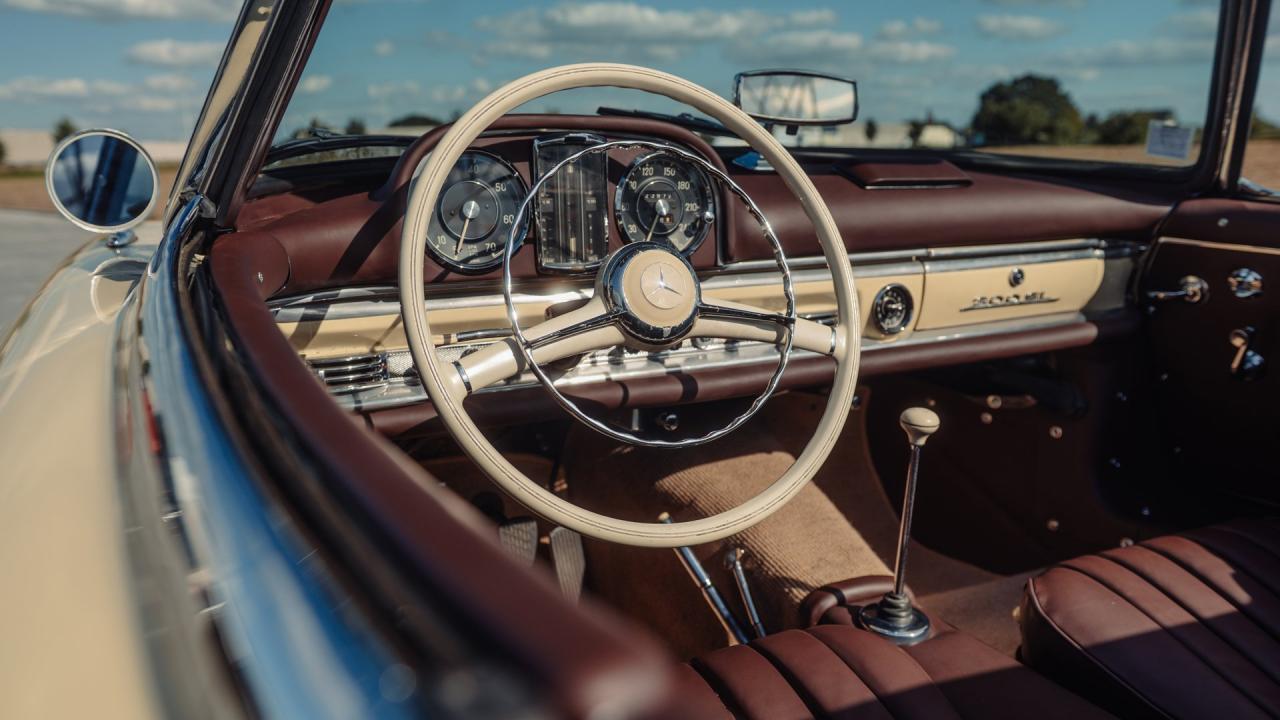 1957 Mercedes - Benz 300 SL Roadster